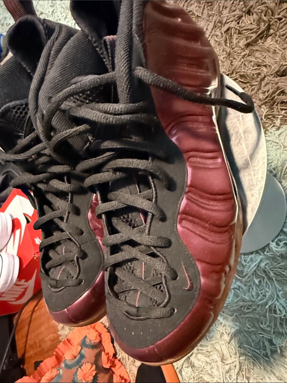 Nike pre-owned FOAMPOSITES Men's Athletic Sneakers in Burgundy and Black - Picture 4 of 16